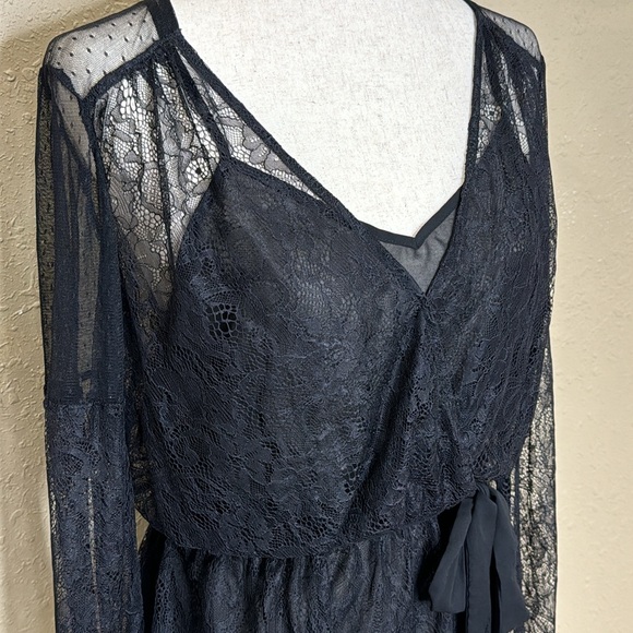 Express Lace V Neck Faux Wrap Blouse - Picture 4 of 10